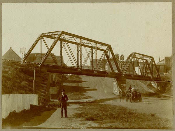 1910 dolores street bridge